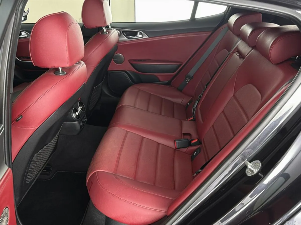 Kia Stinger Saloon, Diesel, 2019, Grey