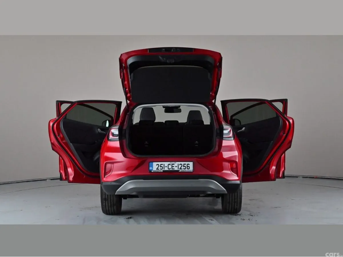 Ford Puma MPV, Petrol, 2025, Red
