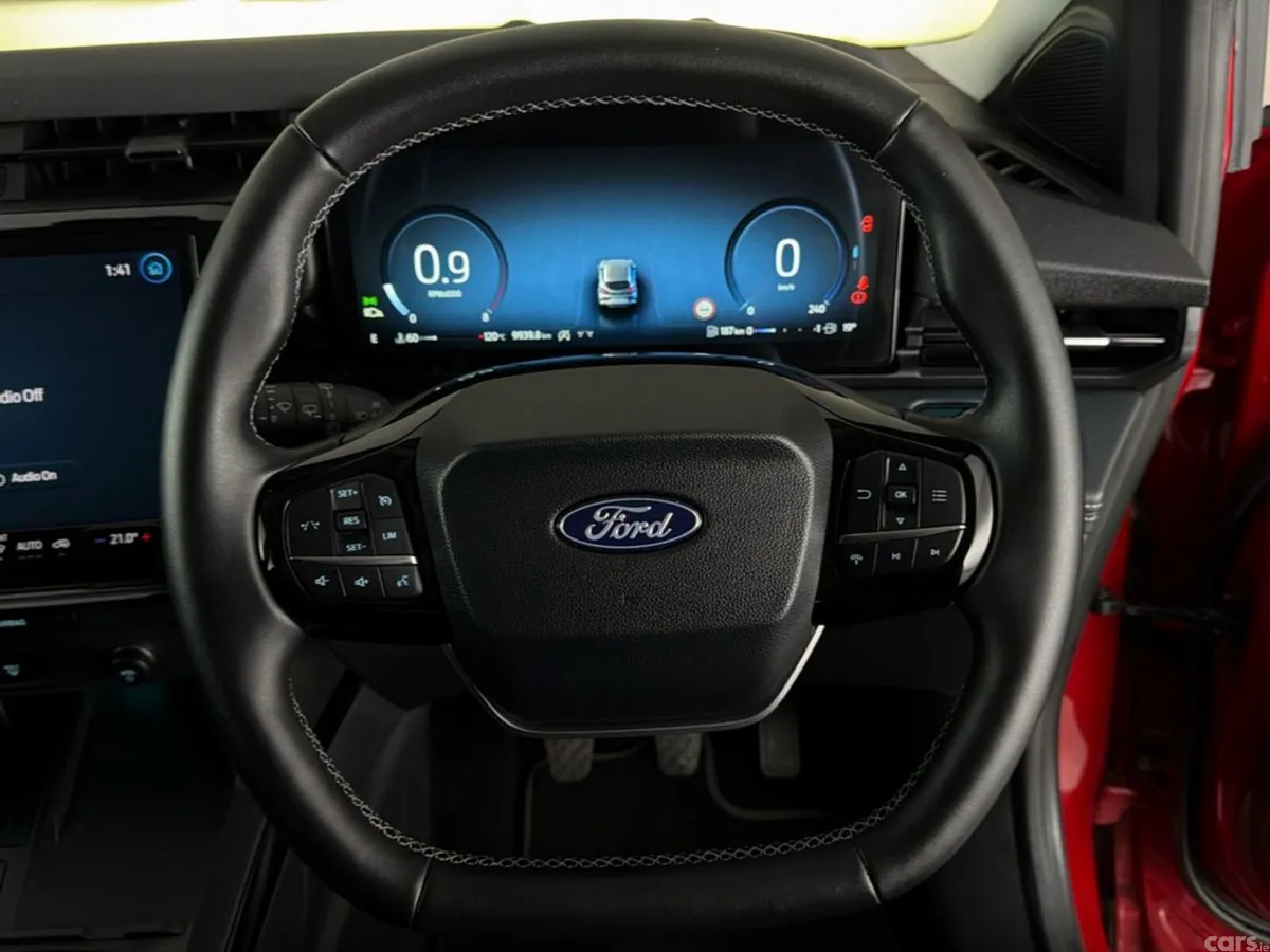 Ford Puma MPV, Petrol, 2025, Red