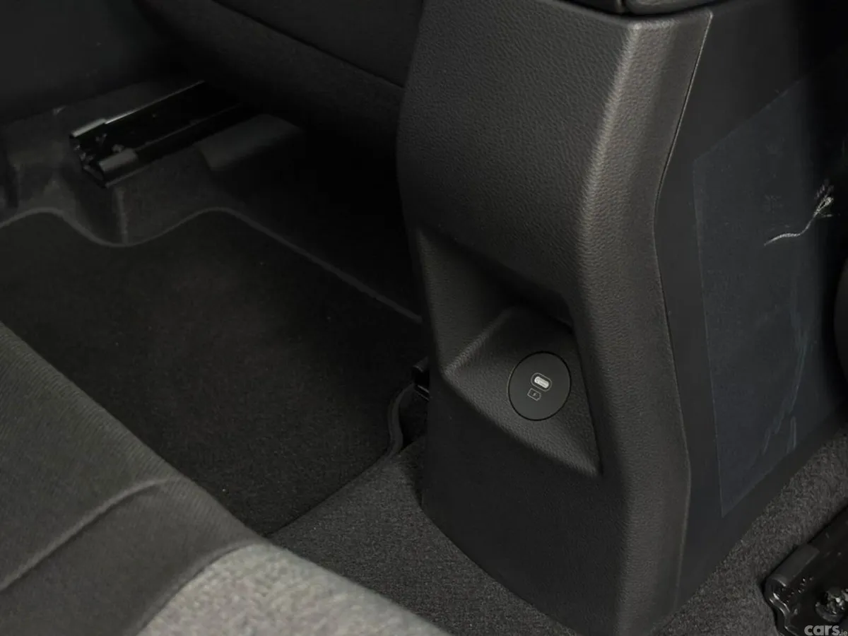 Kia Stonic Hatchback, Petrol, 2027, Grey