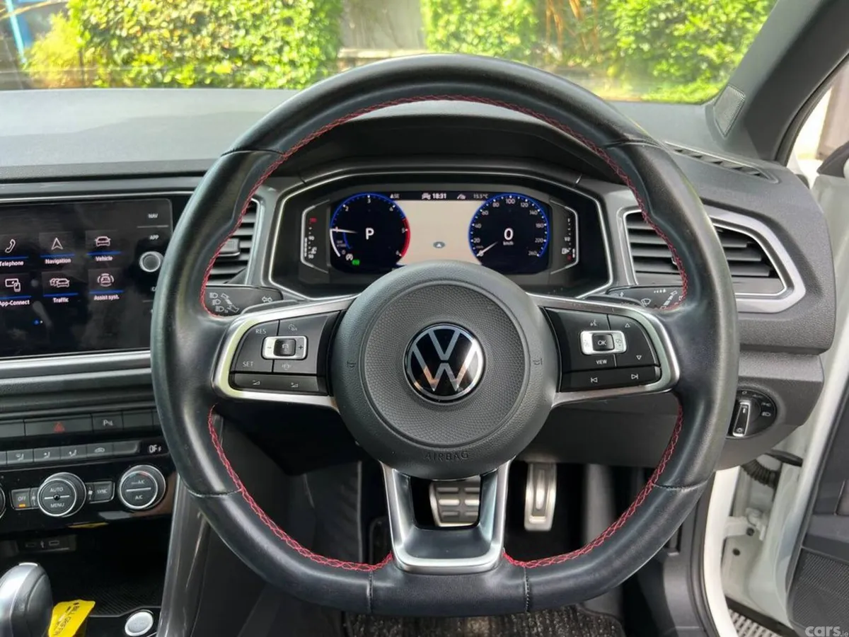 Volkswagen T-Roc SUV, Diesel, 2021, White