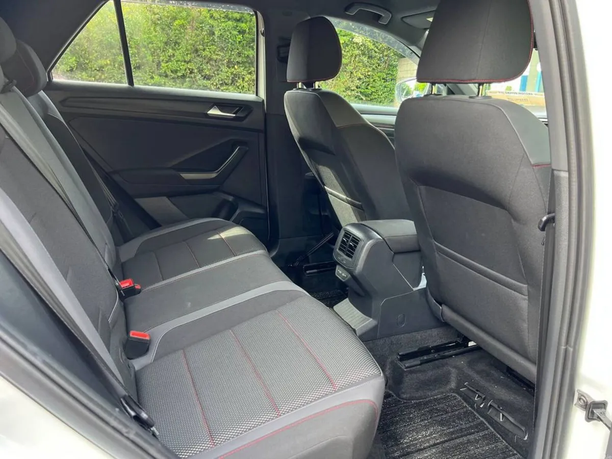 Volkswagen T-Roc SUV, Diesel, 2021, White