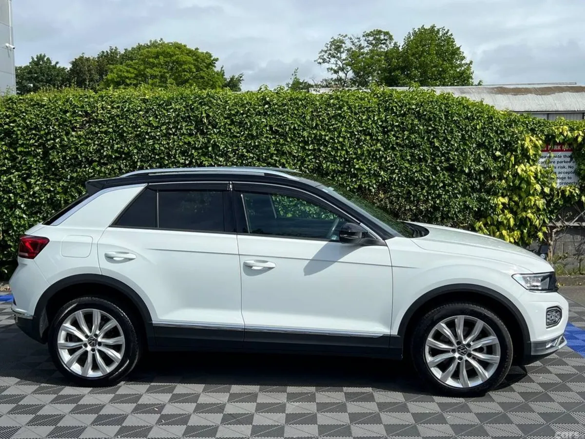 Volkswagen T-Roc SUV, Diesel, 2021, White