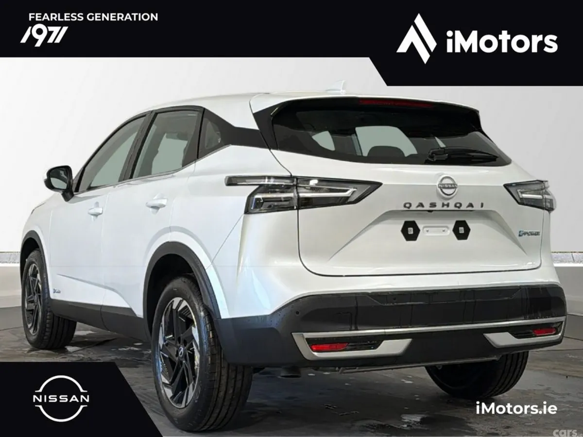 Nissan Qashqai SUV, Petrol Hybrid, 2027, White