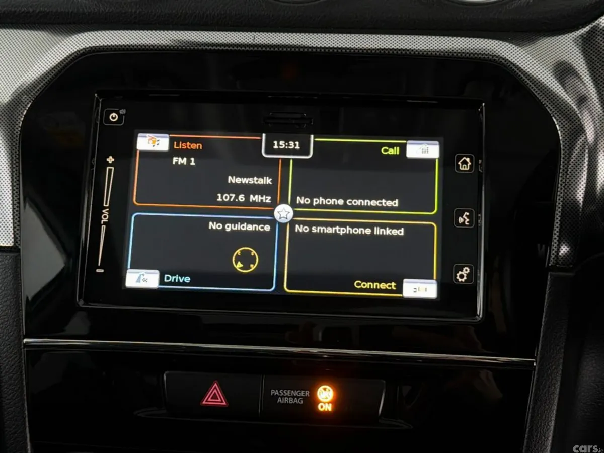 Suzuki Vitara SUV, Petrol Hybrid, 2023, White