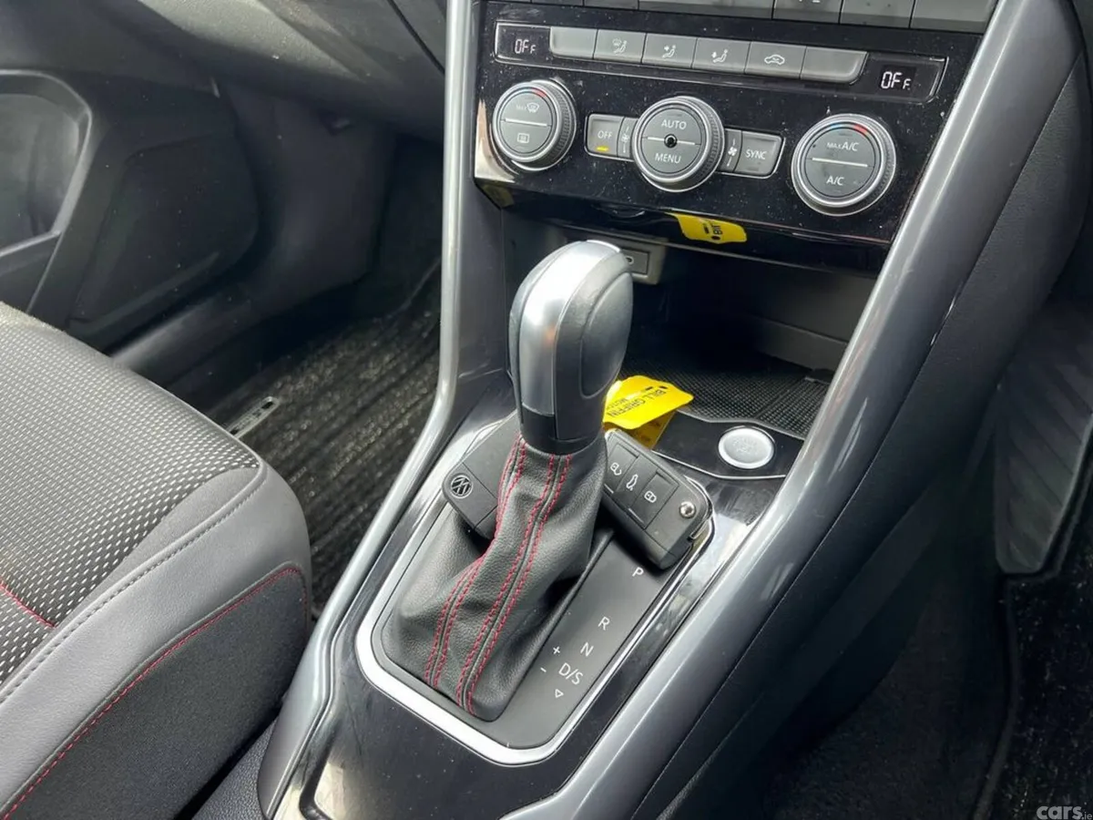 Volkswagen T-Roc SUV, Diesel, 2021, White