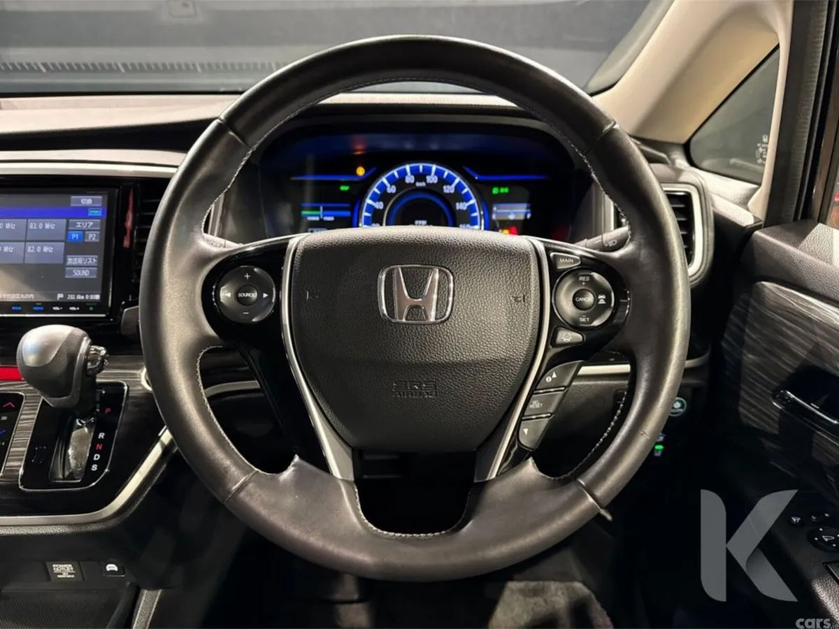 Honda Odyssey MPV, Petrol Hybrid, 2016, Blue