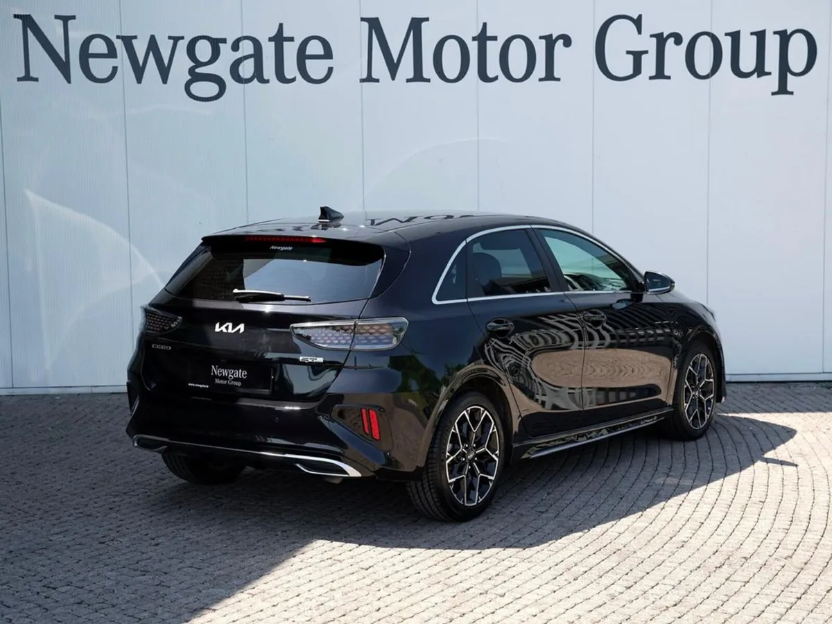 Kia Ceed Hatchback, Petrol, 2025, Black