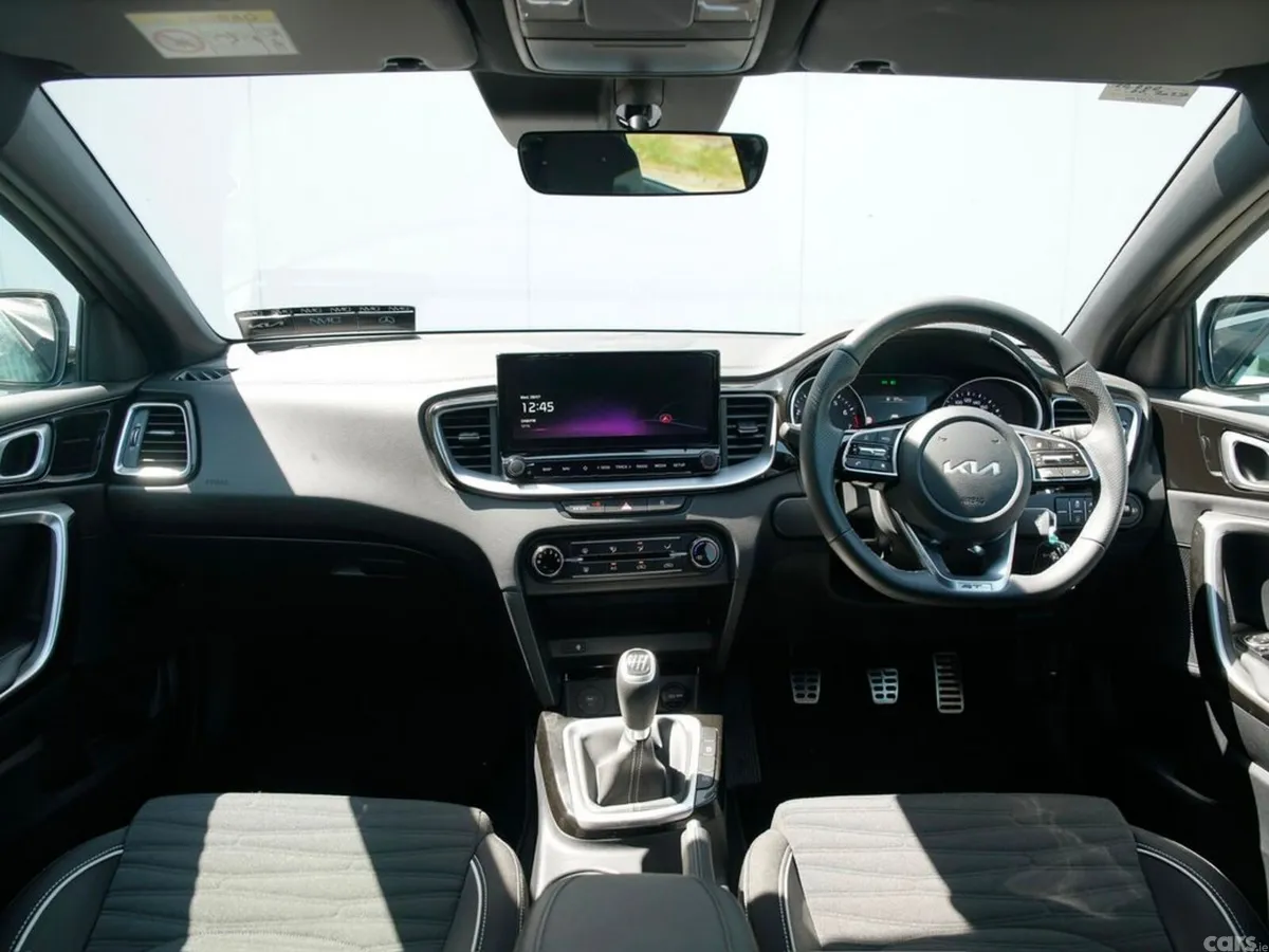 Kia Ceed Hatchback, Petrol, 2025, Black