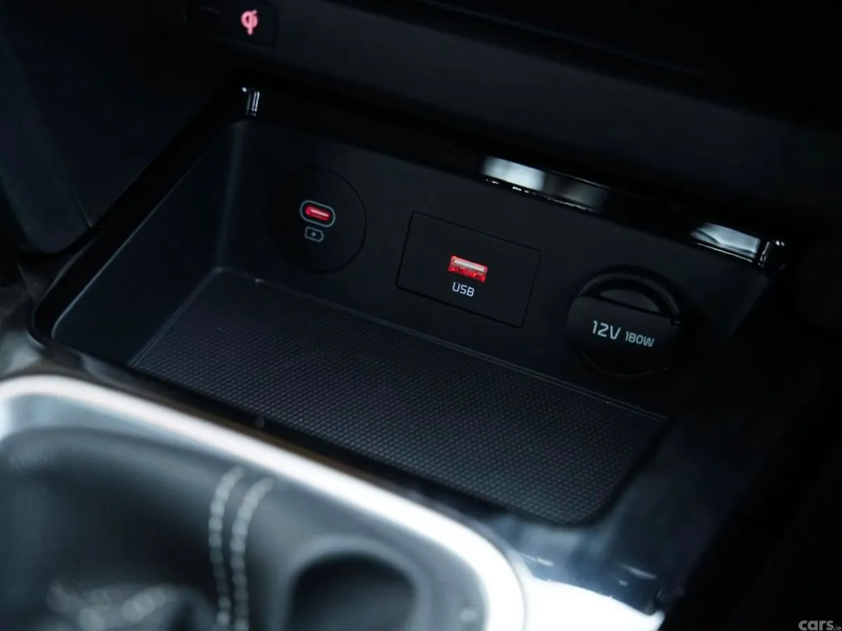 Kia Ceed Hatchback, Petrol, 2025, Black