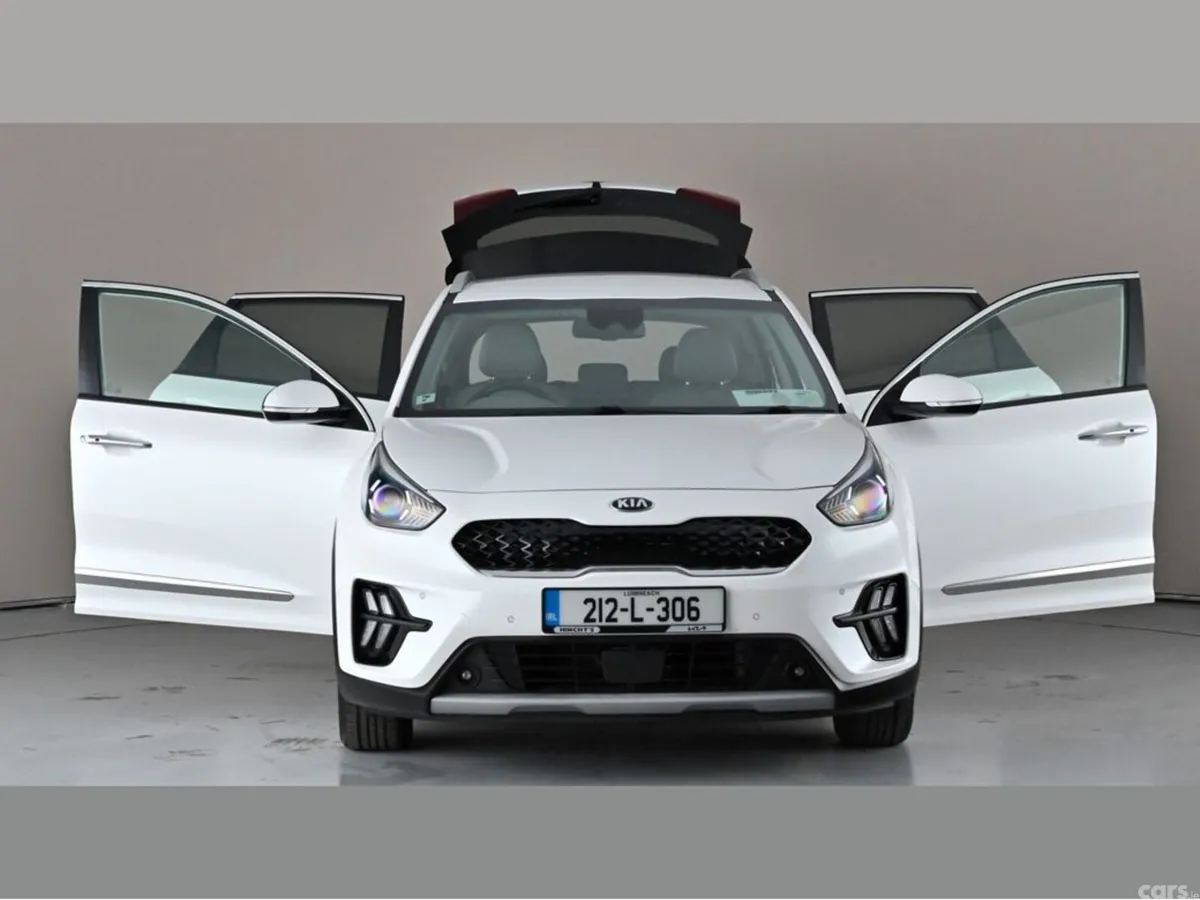 Kia Niro Hatchback, Petrol Plug-in Hybrid, 2021, White