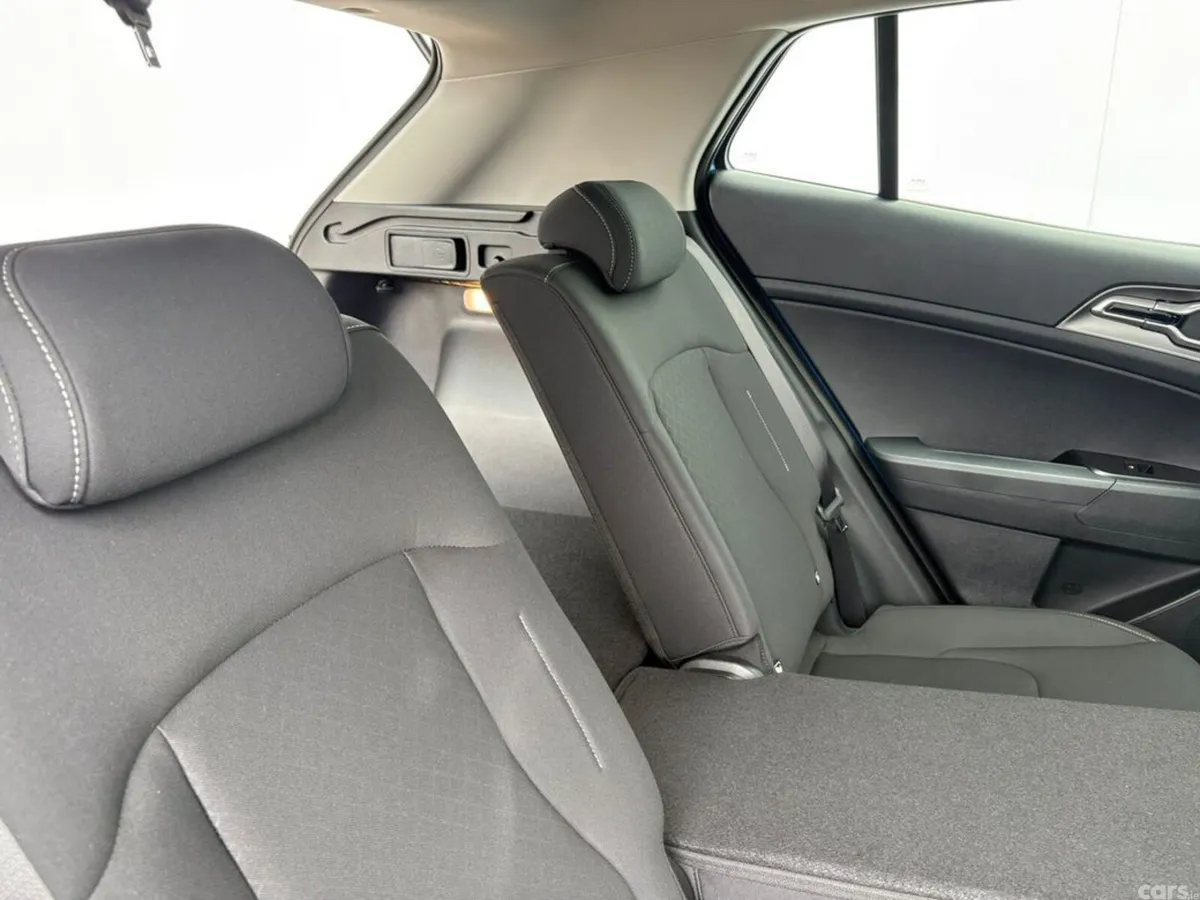 Kia Sportage SUV, Diesel, 2027, Blue