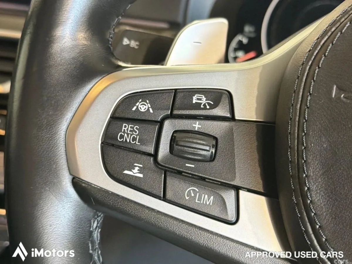 BMW 5-Series Estate, Diesel, 2019, White