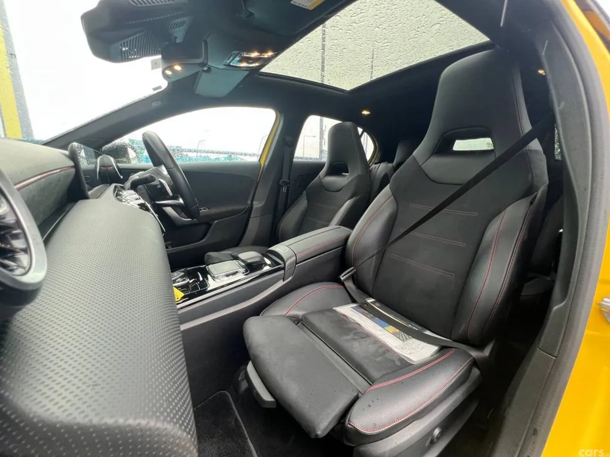 Mercedes-Benz A-Class Hatchback, Diesel, 2019, Yellow