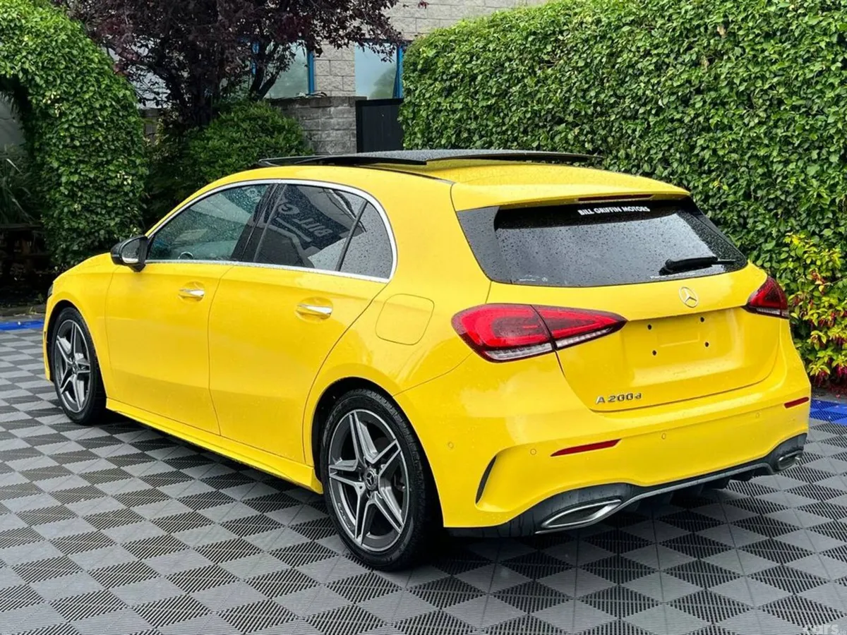 Mercedes-Benz A-Class Hatchback, Diesel, 2019, Yellow