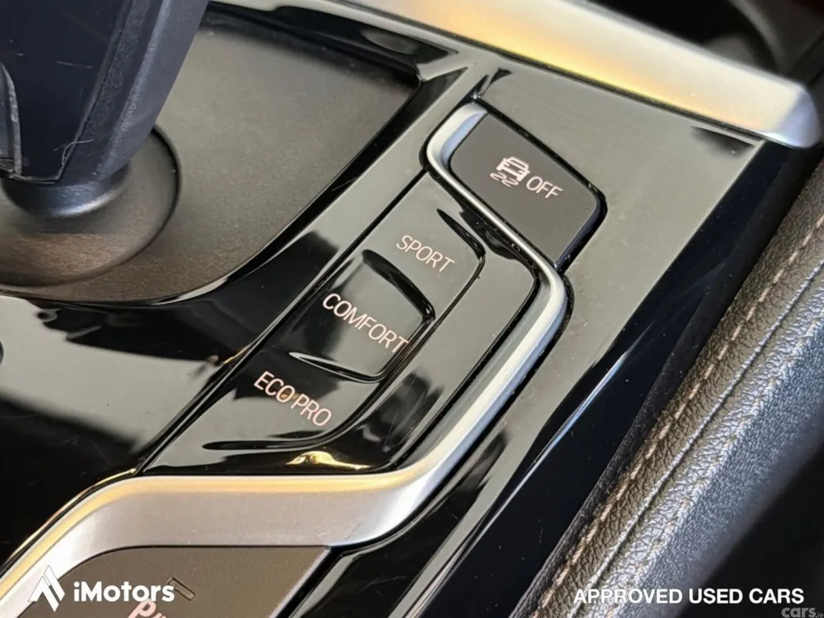 BMW 5-Series Estate, Diesel, 2019, White