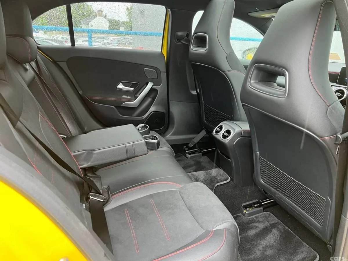 Mercedes-Benz A-Class Hatchback, Diesel, 2019, Yellow
