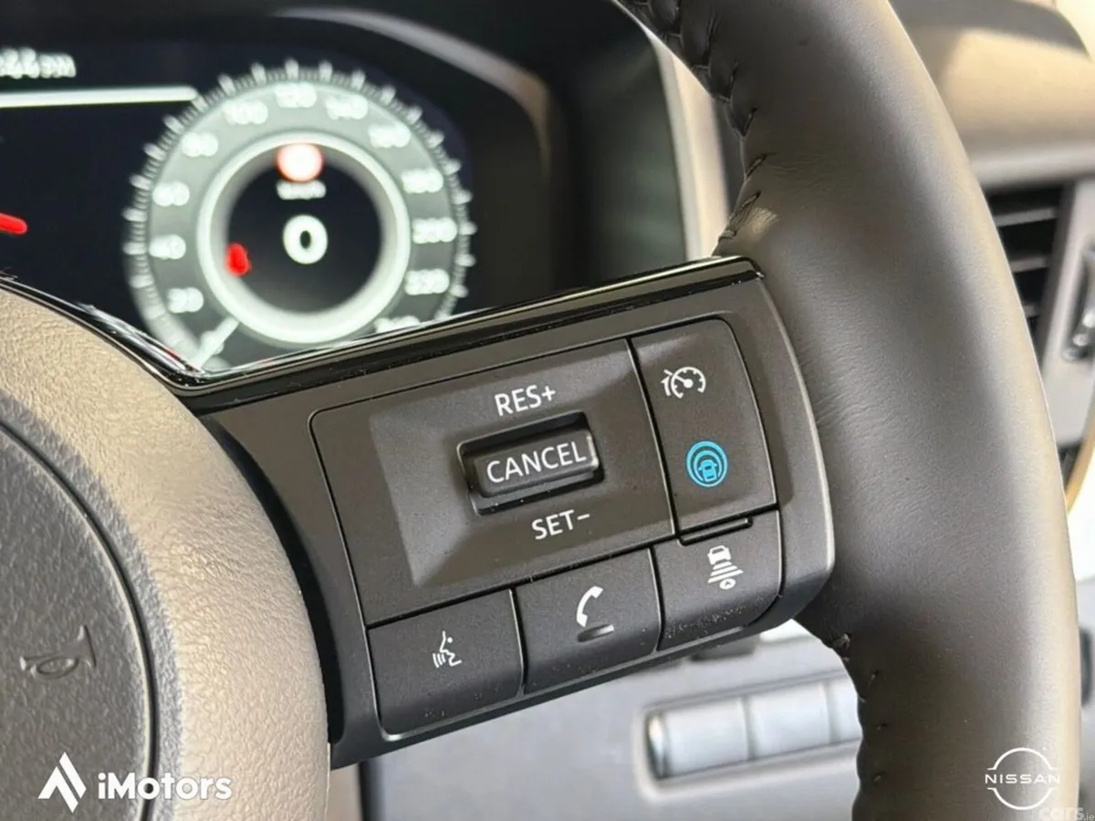 Nissan Qashqai SUV, Petrol Hybrid, 2027, Grey