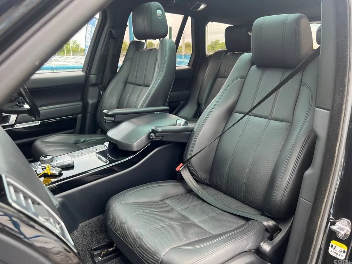Land Rover Range Rover SUV, Diesel, 2018, Black