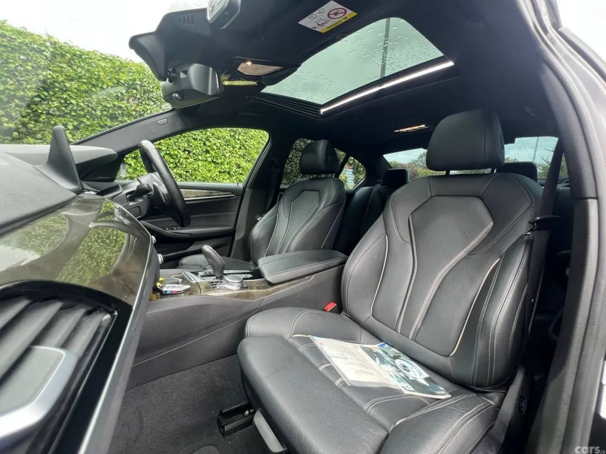 BMW 5-Series Saloon, Petrol Plug-in Hybrid, 2018, Black