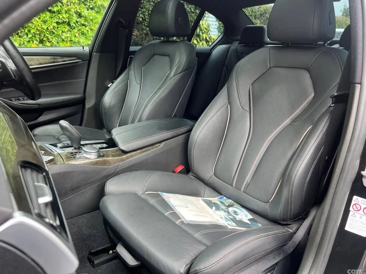 BMW 5-Series Saloon, Petrol Plug-in Hybrid, 2018, Black