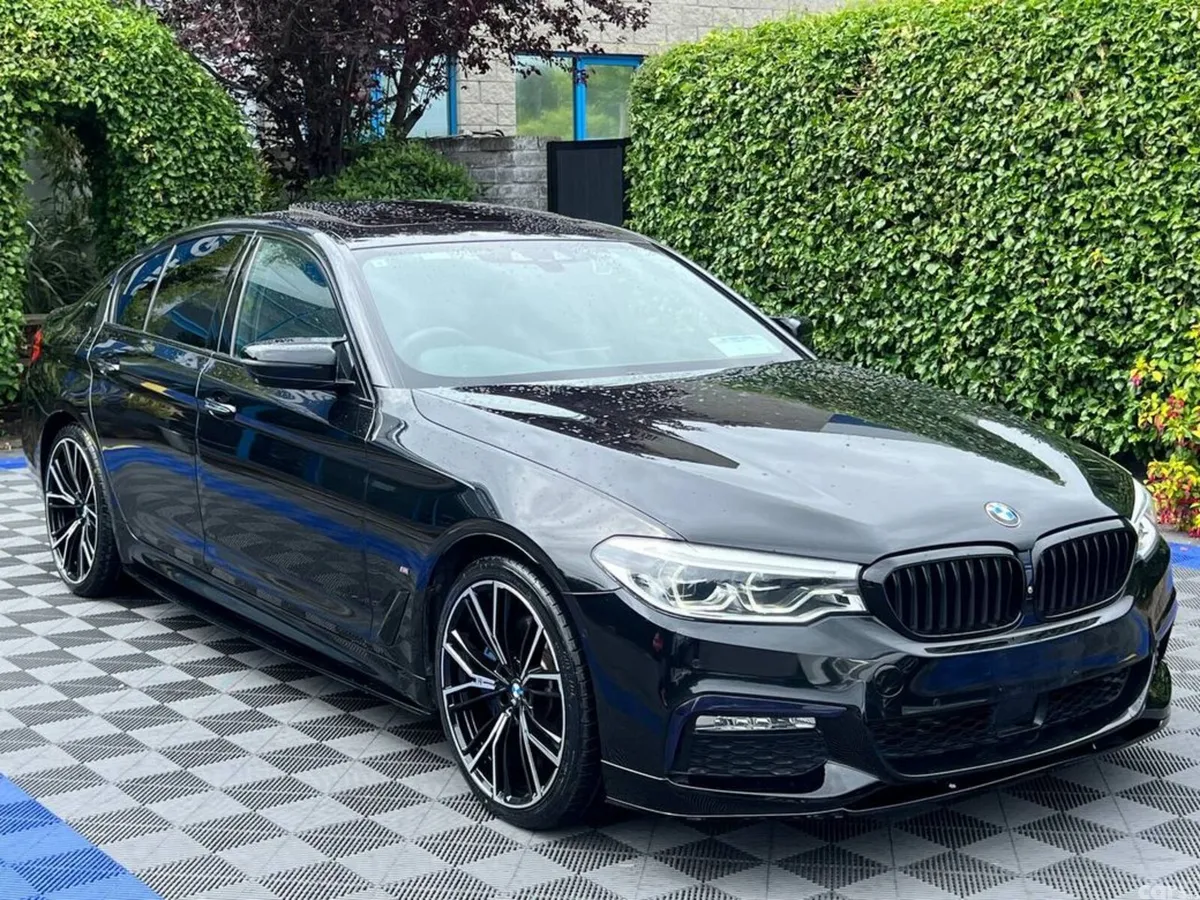 BMW 5-Series Saloon, Petrol Plug-in Hybrid, 2018, Black