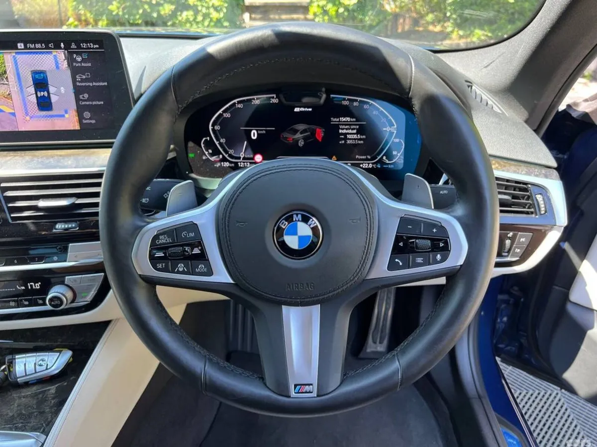 BMW 5-Series Saloon, Petrol Plug-in Hybrid, 2020, Blue