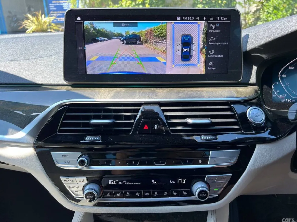BMW 5-Series Saloon, Petrol Plug-in Hybrid, 2020, Blue