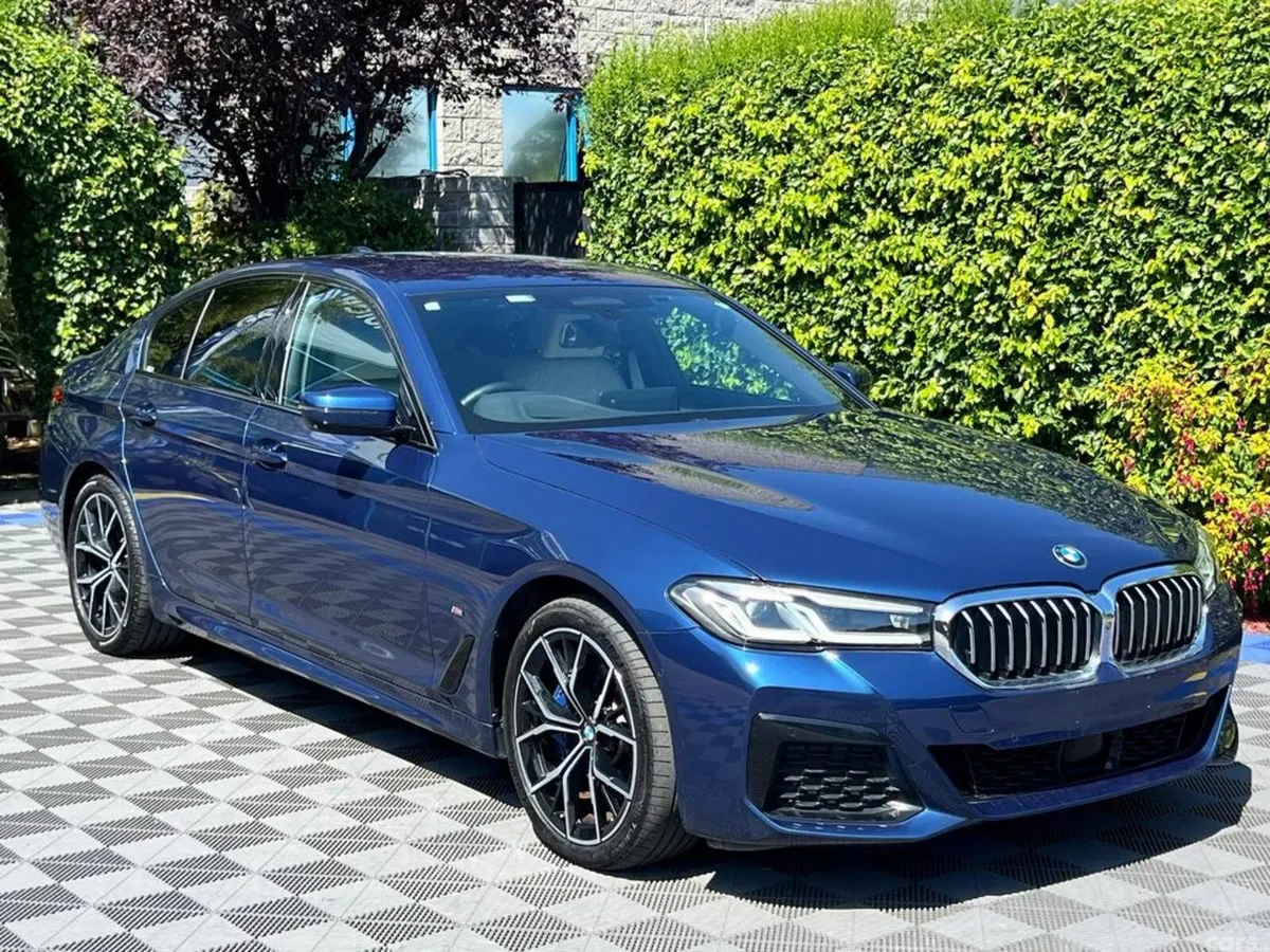 BMW 5-Series Saloon, Petrol Plug-in Hybrid, 2020, Blue