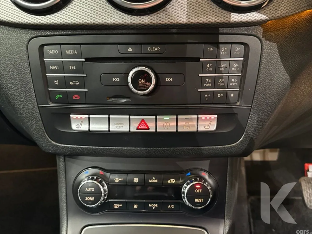Mercedes-Benz B-Class Hatchback, Petrol, 2018, Red