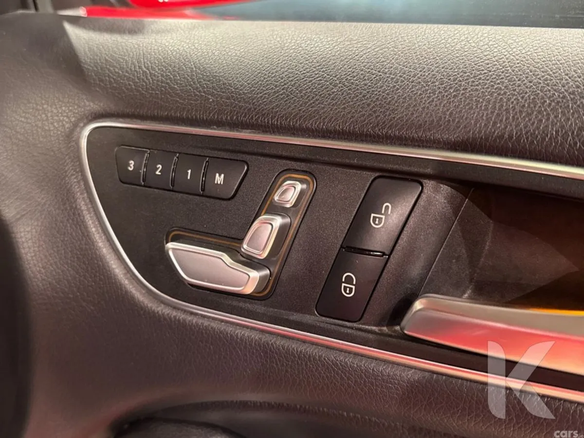 Mercedes-Benz B-Class Hatchback, Petrol, 2018, Red