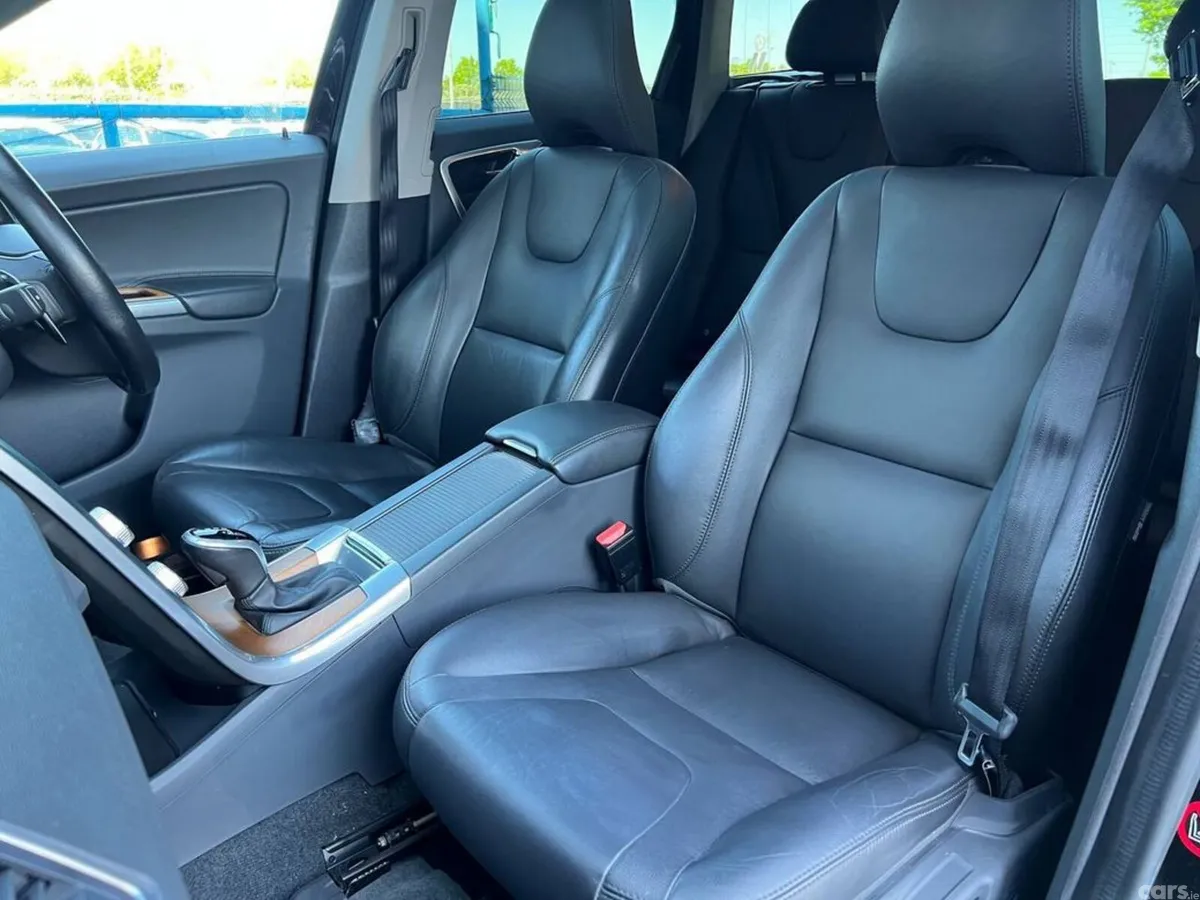 Volvo XC60 SUV, Diesel, 2017, Black