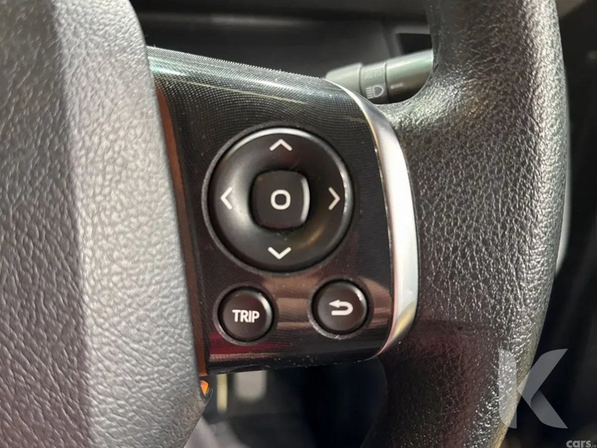 Toyota Sienta MPV, Petrol Hybrid, 2017, Black