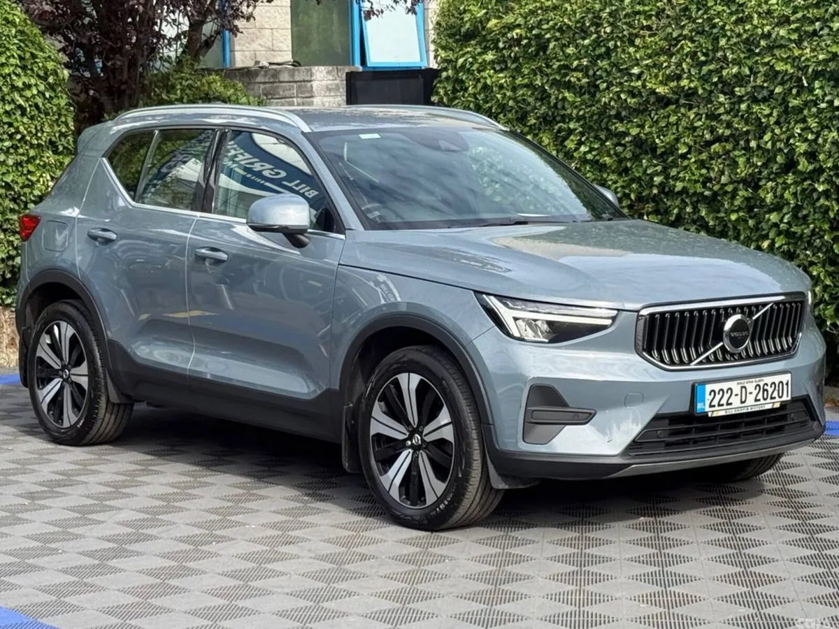 Volvo XC40 SUV, Petrol Plug-in Hybrid, 2022, Grey