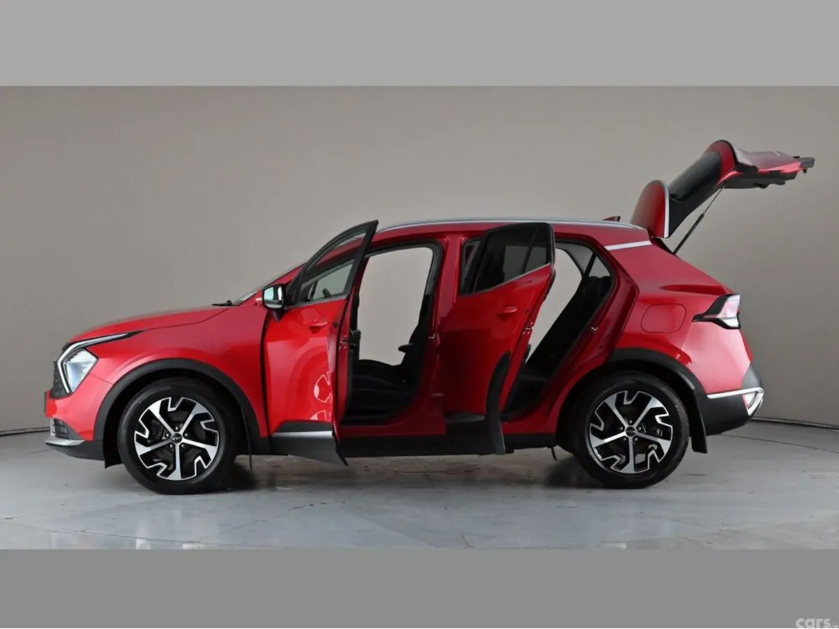 Kia Sportage SUV, Diesel, 2022, Red