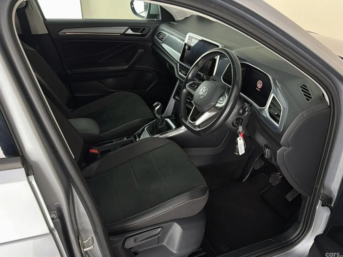 Volkswagen T-Roc MPV, Petrol, 2023, Grey