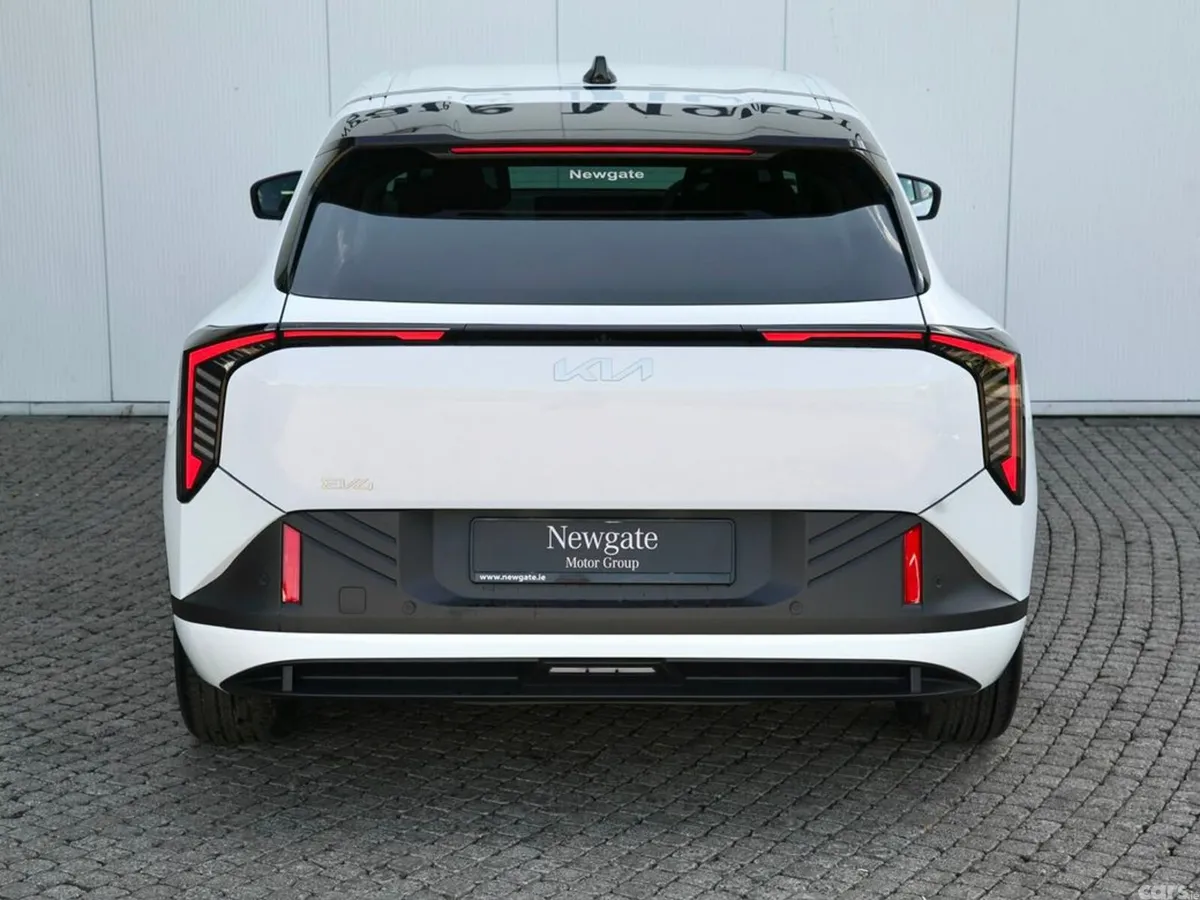 Kia EV4 Hatchback, Electric, 2027, White