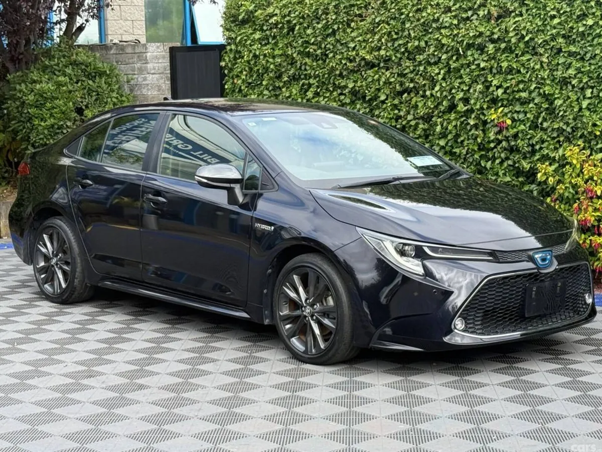 Toyota Corolla Saloon, Petrol Hybrid, 2020, Black