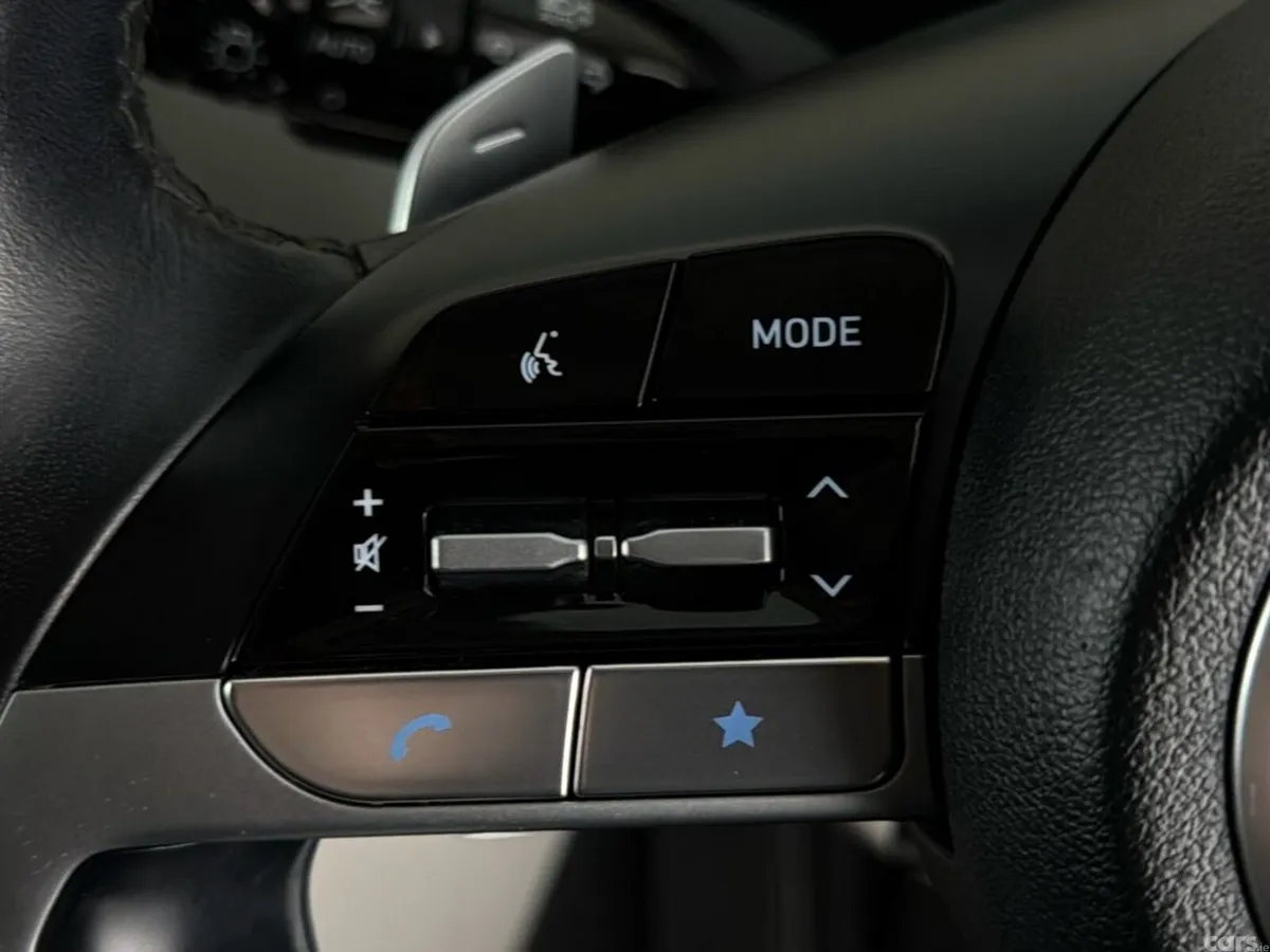 Hyundai Tucson MPV, Petrol Plug-in Hybrid, 2022, Red