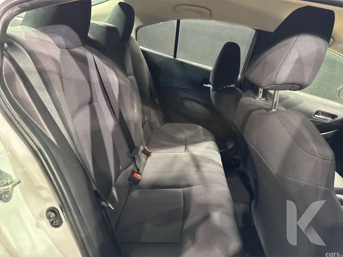 Toyota Corolla Saloon, Petrol Hybrid, 2022, White