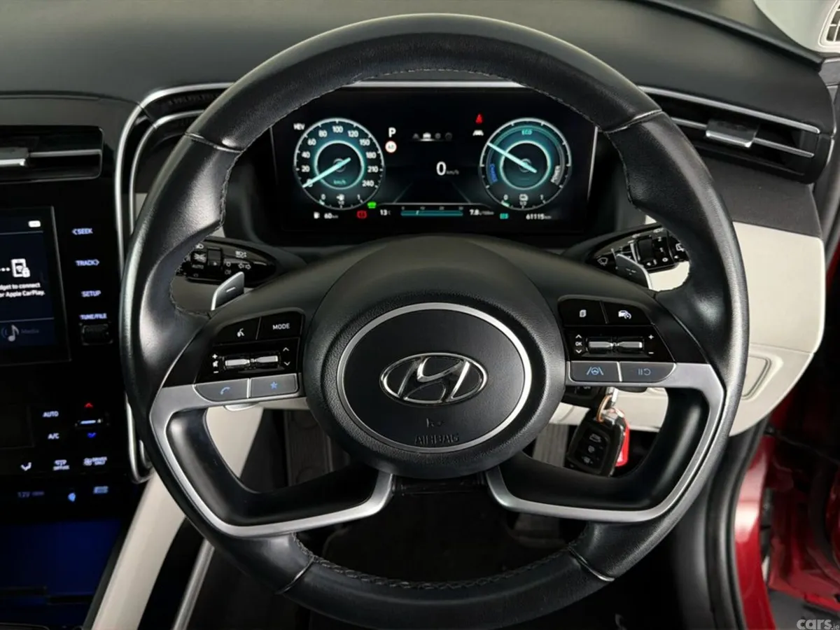 Hyundai Tucson MPV, Petrol Plug-in Hybrid, 2022, Red
