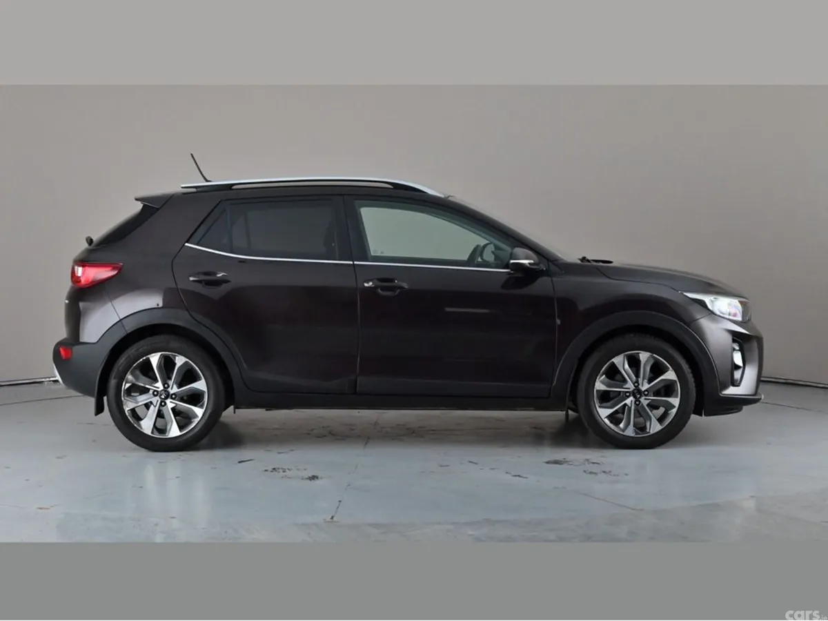 Kia Stonic Hatchback, Diesel, 2019, Brown