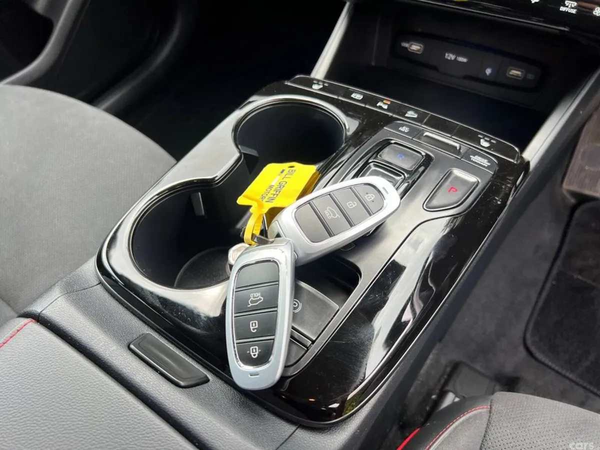 Hyundai Tucson SUV, Petrol Plug-in Hybrid, 2024, Grey