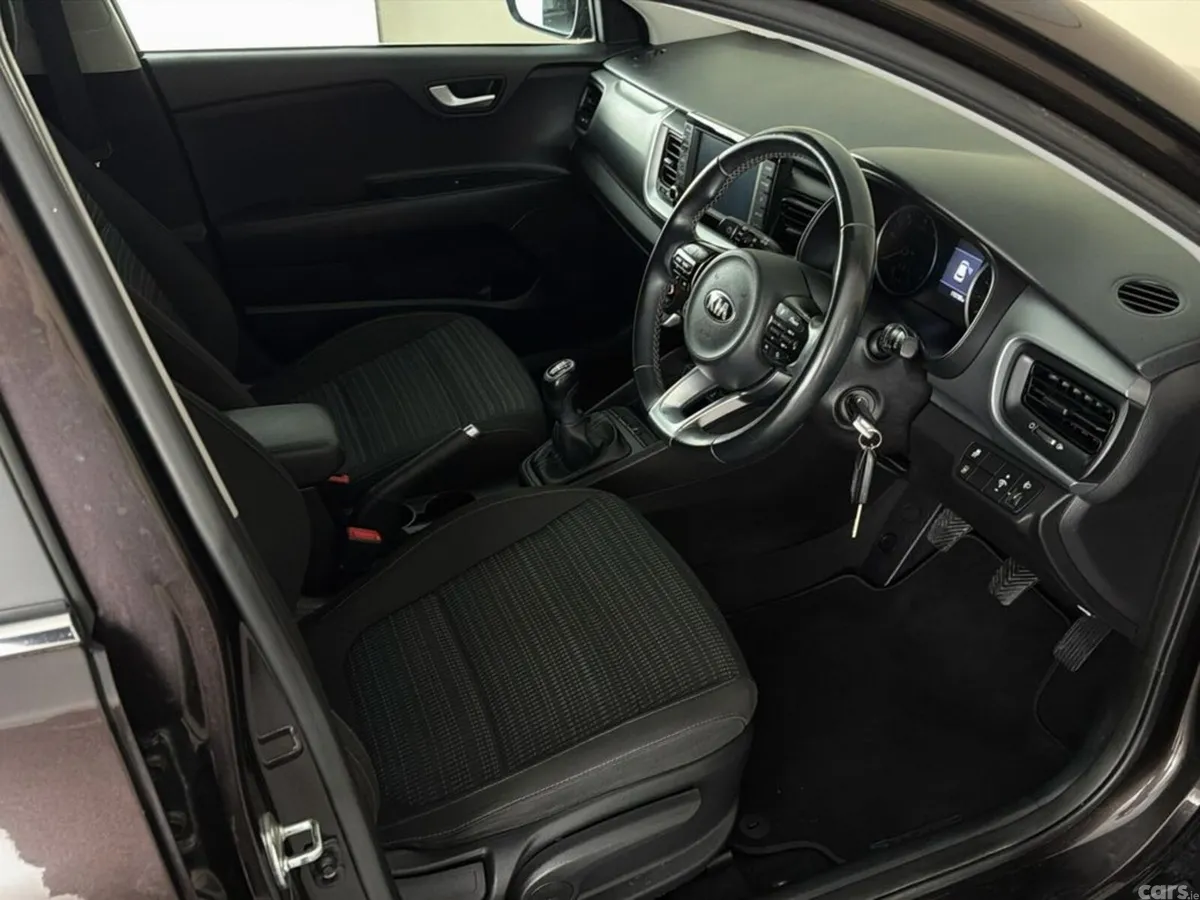 Kia Stonic Hatchback, Diesel, 2019, Brown