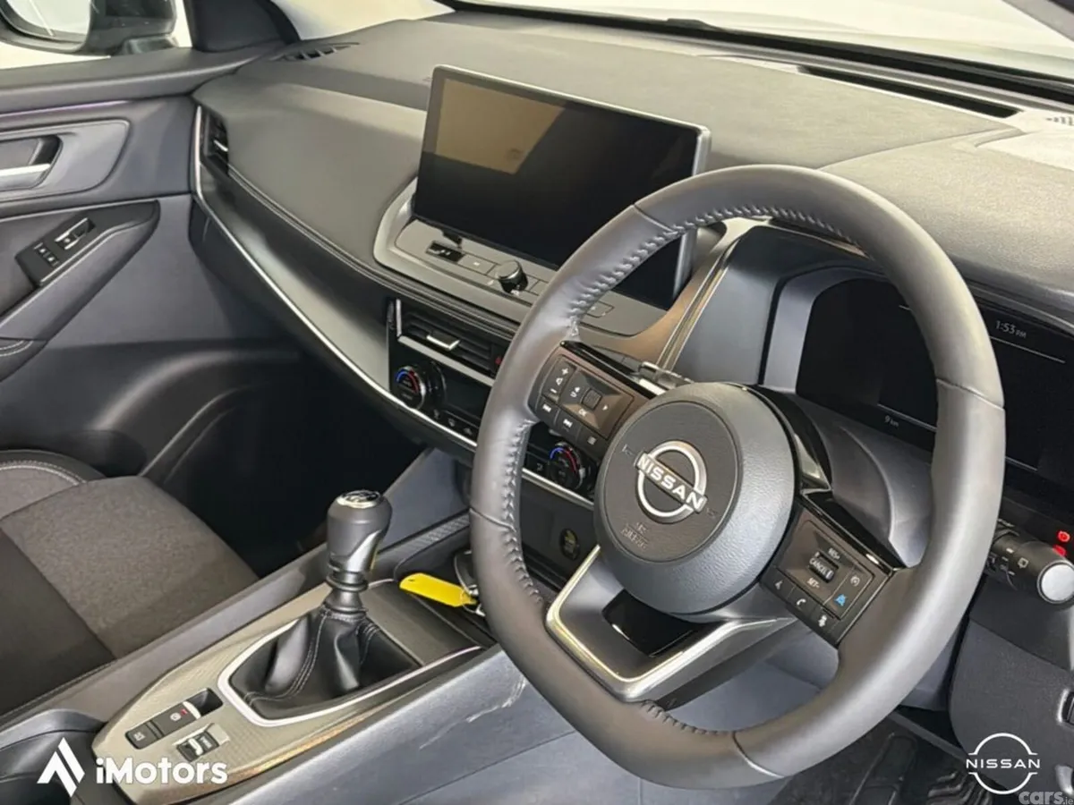 Nissan Qashqai SUV, Petrol Hybrid, 2027, Green