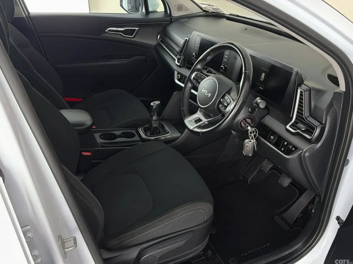 Kia Sportage SUV, Diesel, 2022, White