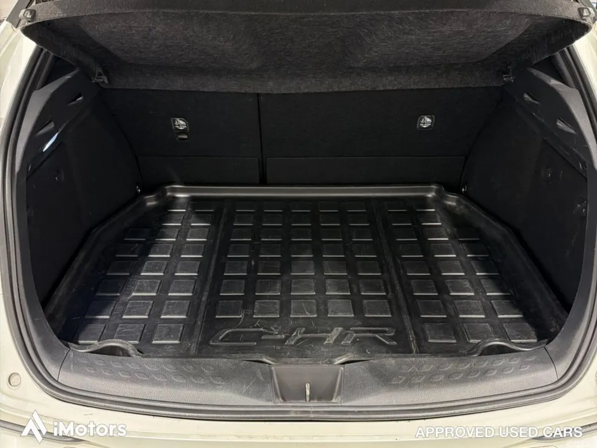 Toyota C-HR SUV, Petrol Hybrid, 2018, White