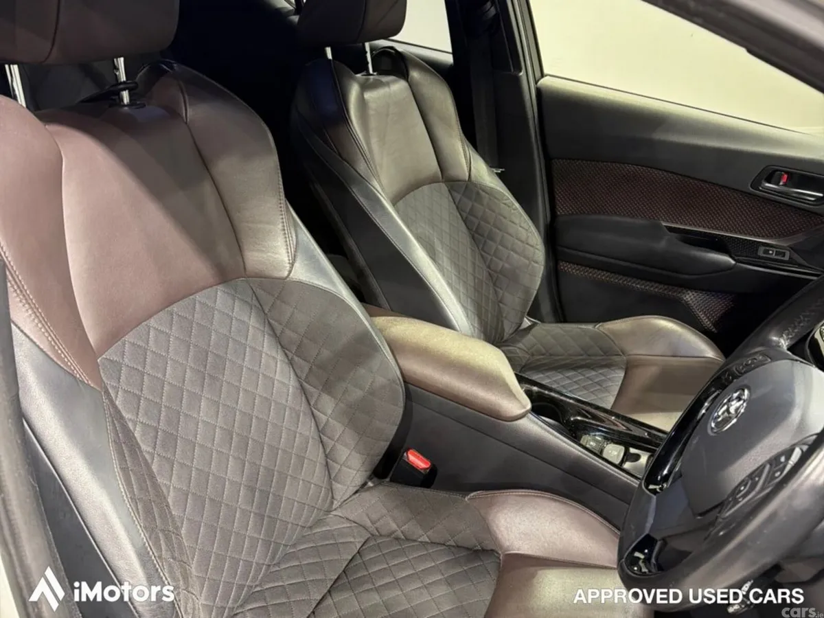Toyota C-HR SUV, Petrol Hybrid, 2018, White