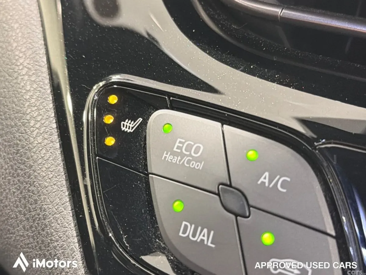 Toyota C-HR SUV, Petrol Hybrid, 2018, White