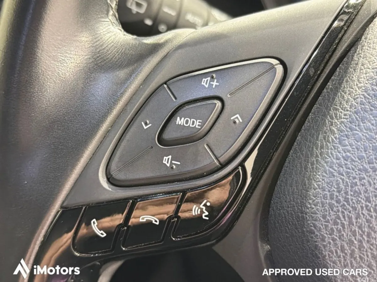 Toyota C-HR SUV, Petrol Hybrid, 2018, White